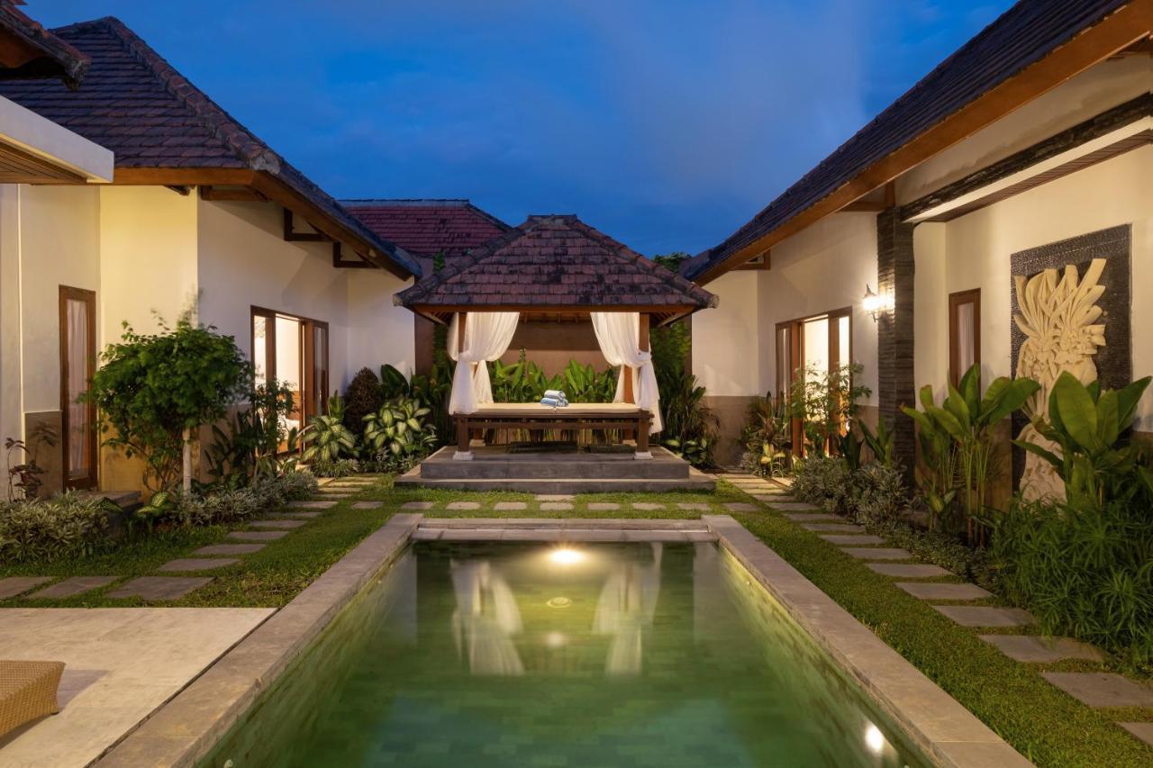 Lapiz Lazuli Kuta Villa *