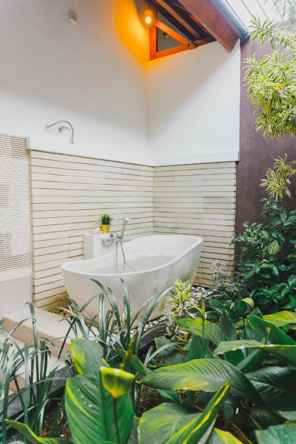 Lapiz Lazuli Kuta * Seminyak (Bali)
